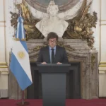 En cadena nacional, Milei presentó el Presupuesto 2026 y anunció aumentos por encima de la inflación para salud, jubilaciones, universidades y pensiones.